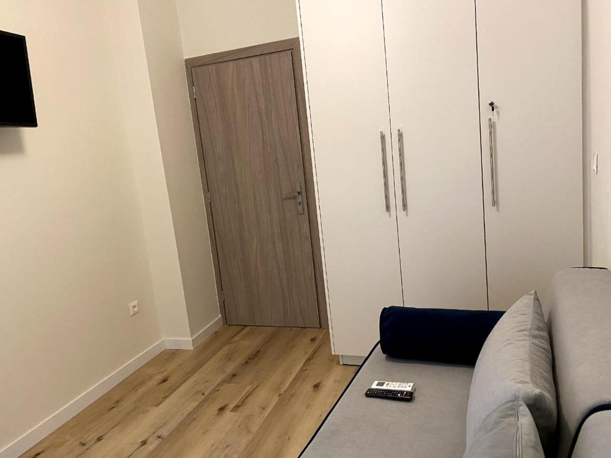 Grace Seaside Apartment ลูตรากี ภายนอก รูปภาพ