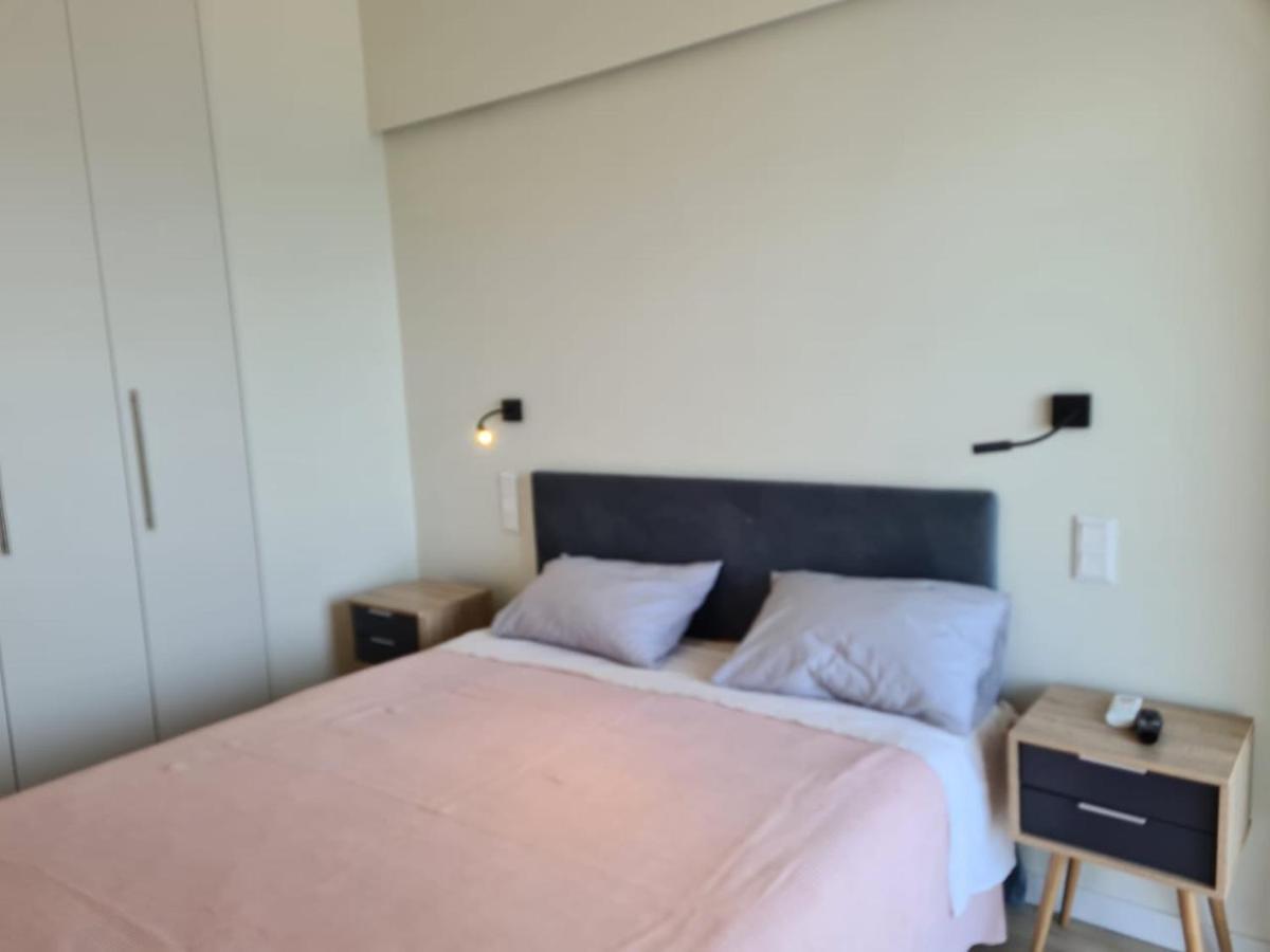 Grace Seaside Apartment ลูตรากี ภายนอก รูปภาพ