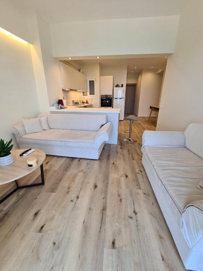 Grace Seaside Apartment ลูตรากี ภายนอก รูปภาพ