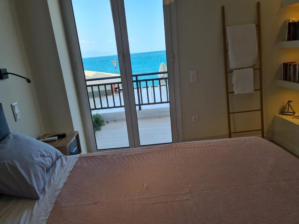 Grace Seaside Apartment ลูตรากี ภายนอก รูปภาพ