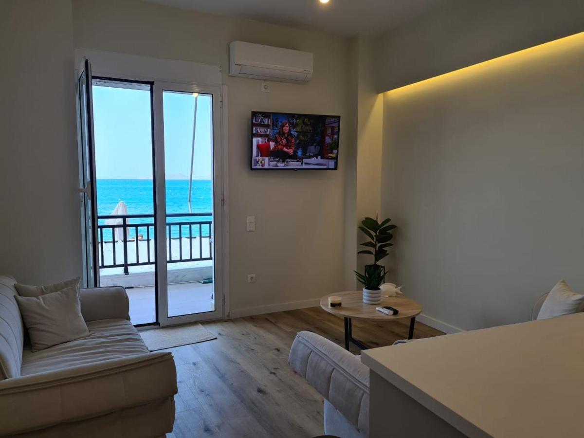Grace Seaside Apartment ลูตรากี ภายนอก รูปภาพ
